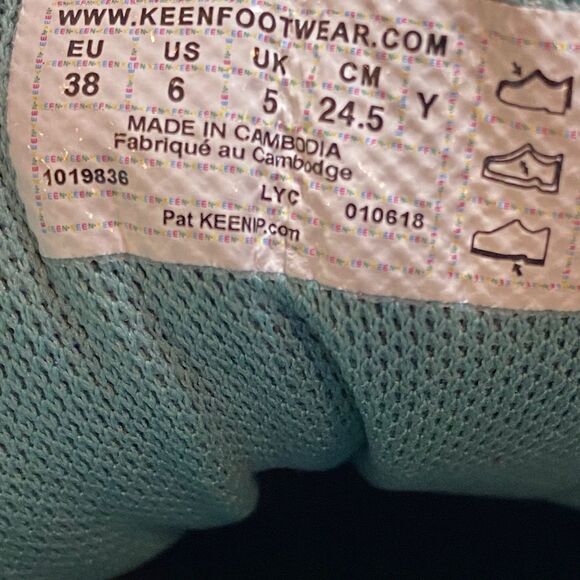 Size 6Y/7.5Women - Keen Hiking green/gray boots - Picture 7 of 7